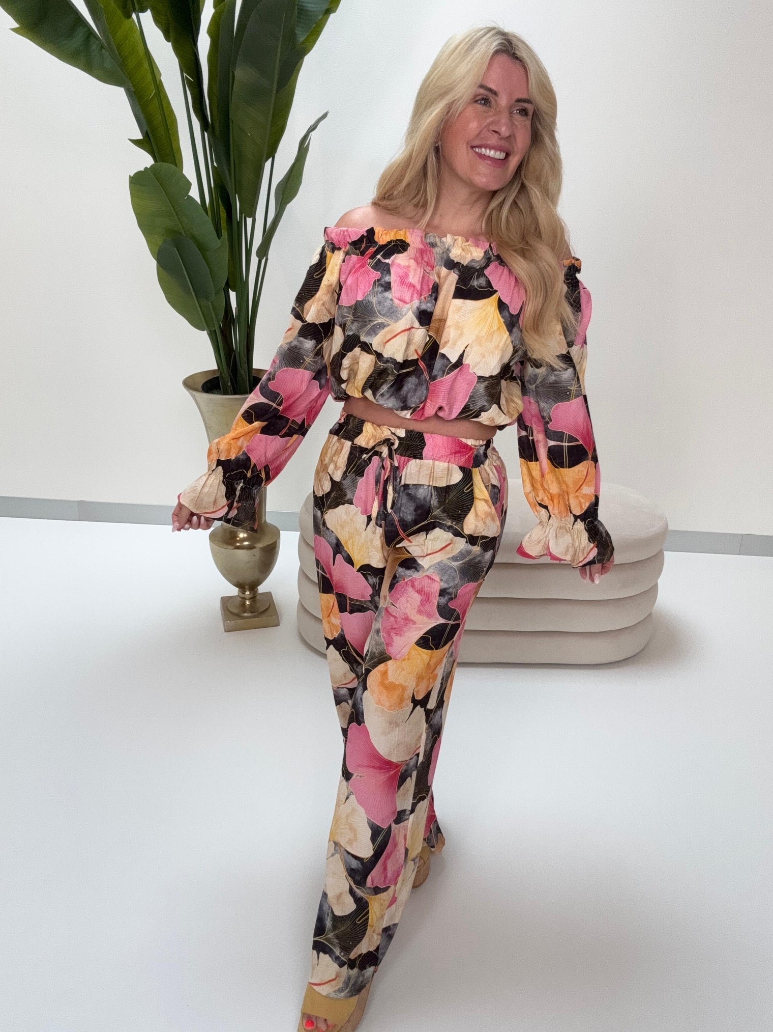 Sommer Hose FLORAL QUEEN schwarz/pink/creme