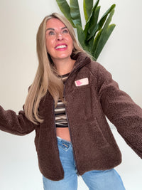 Kuschel Jacke mit Reißverschluss & Patch BE THE REASON FOR SMILES TODAY dark chocolate