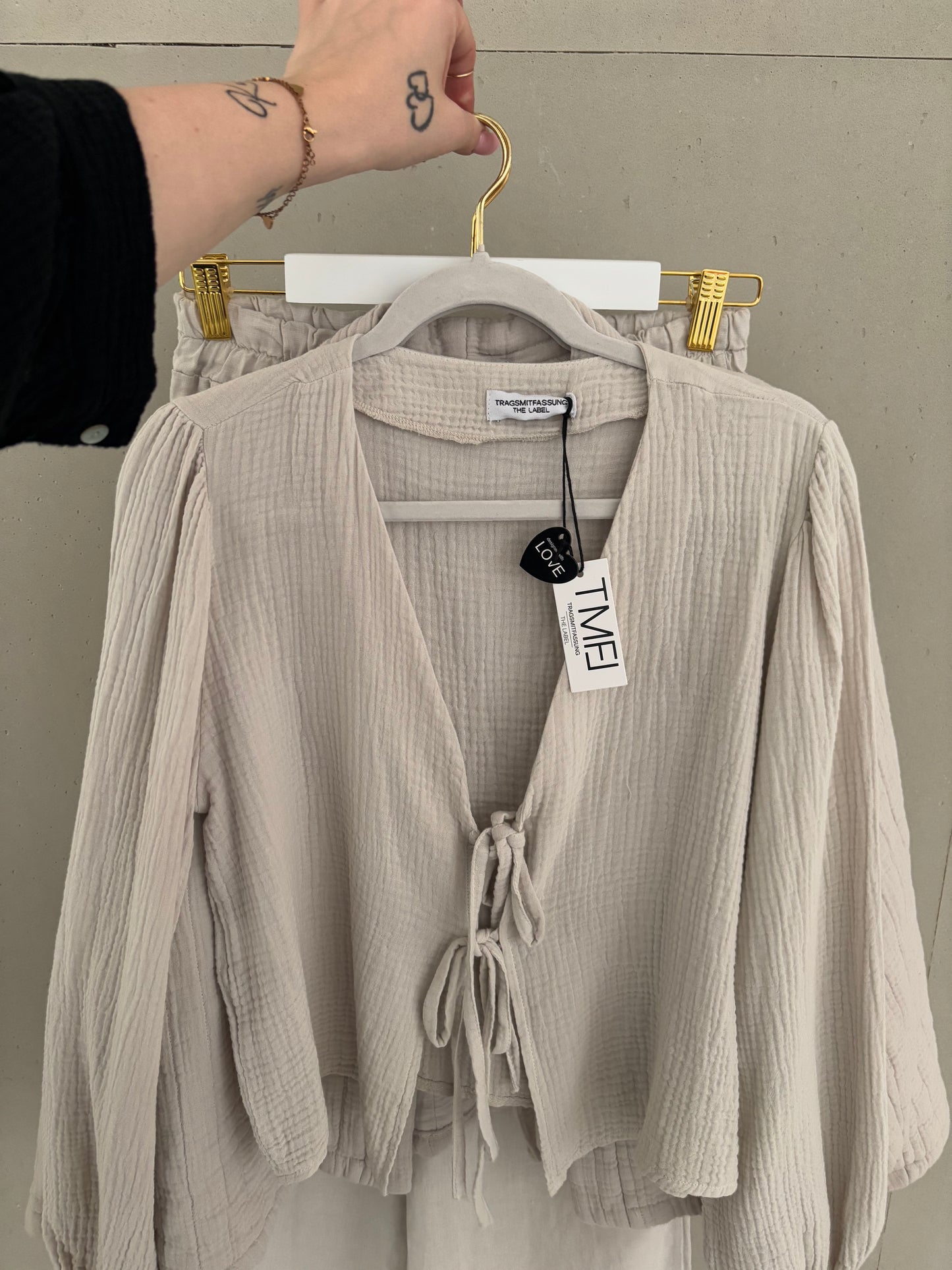 Musselin Bluse mit Schleife beige 100% Baumwolle