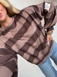 Butterstoff Sweater mit Patch am Ärmel BIG STRIPES mocha/coffee
