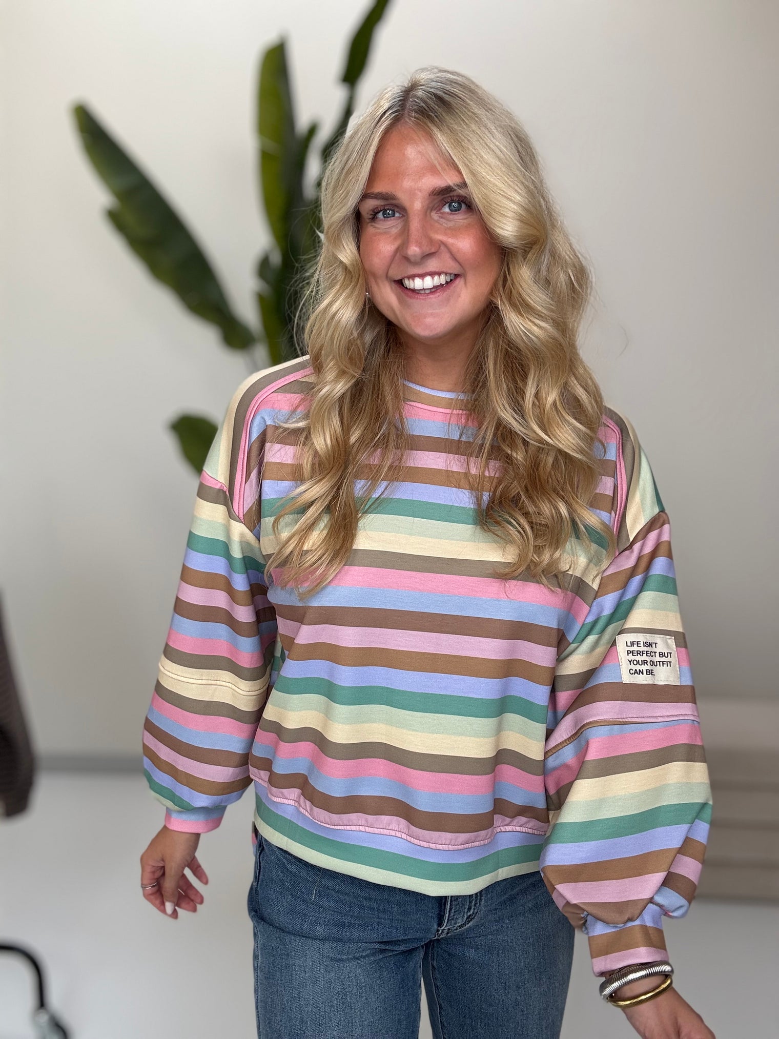 Butterstoff Sweater mit Patch am Ärmel grün/mint/buttermilk/rosa/taupe