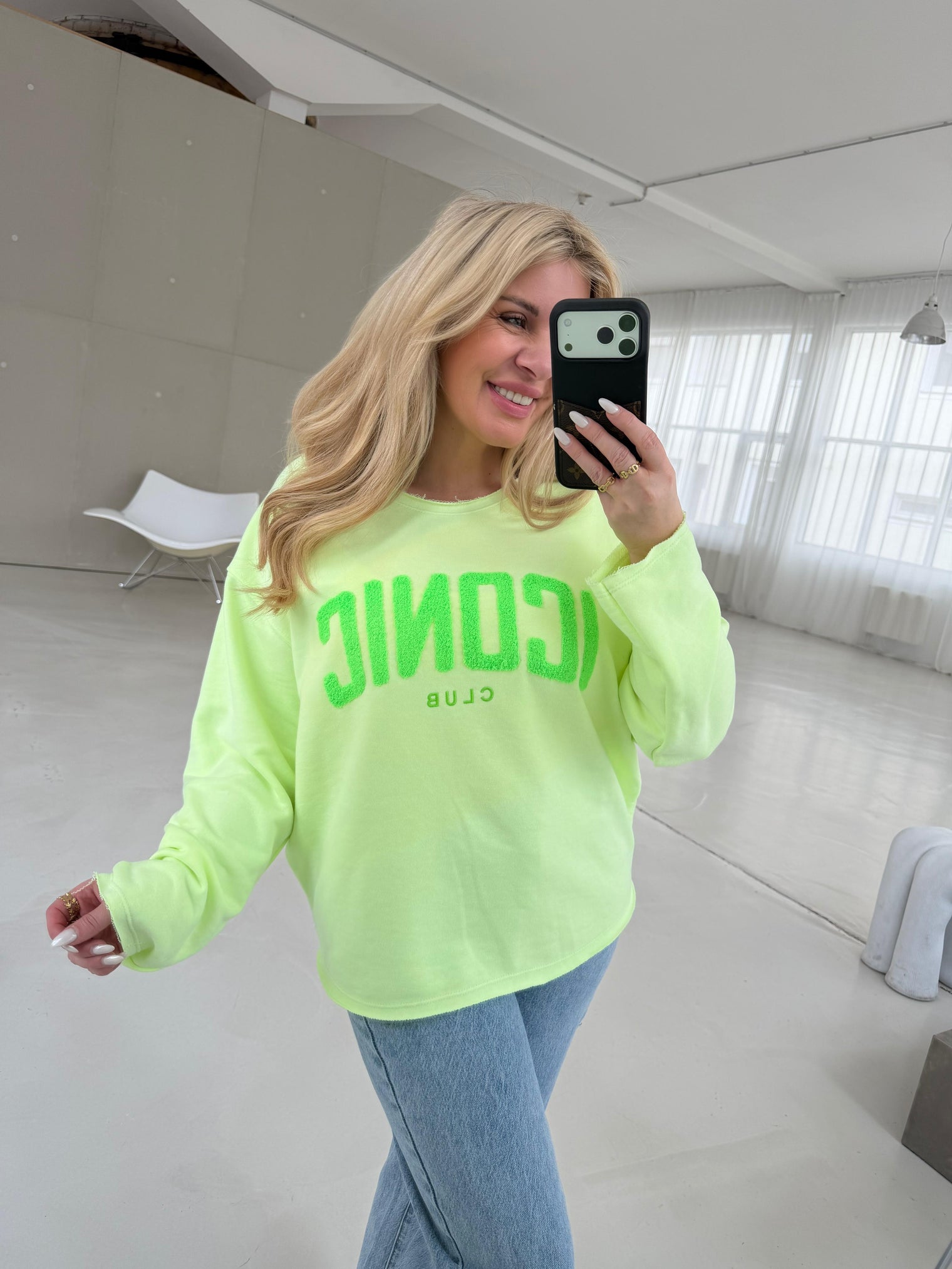 Sweater grün ICONIC