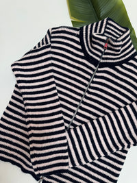 Zipper Strickjacke mit leicht ausgestelltem Ärmel navy/cremeweiß