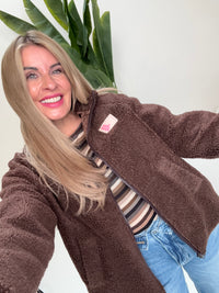 Kuschel Jacke mit Reißverschluss & Patch BE THE REASON FOR SMILES TODAY dark chocolate