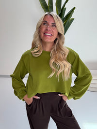 Butterstoff Pullover mit Gummizug unten grün
