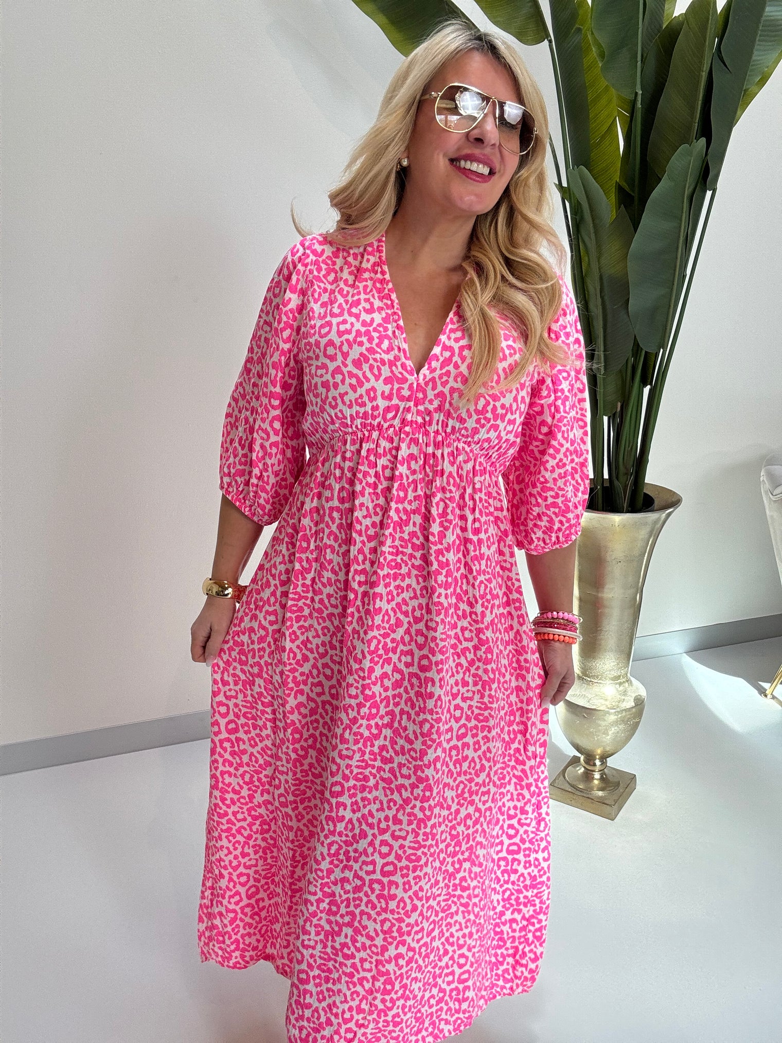 Signature Musselin Kleid Hot rosa