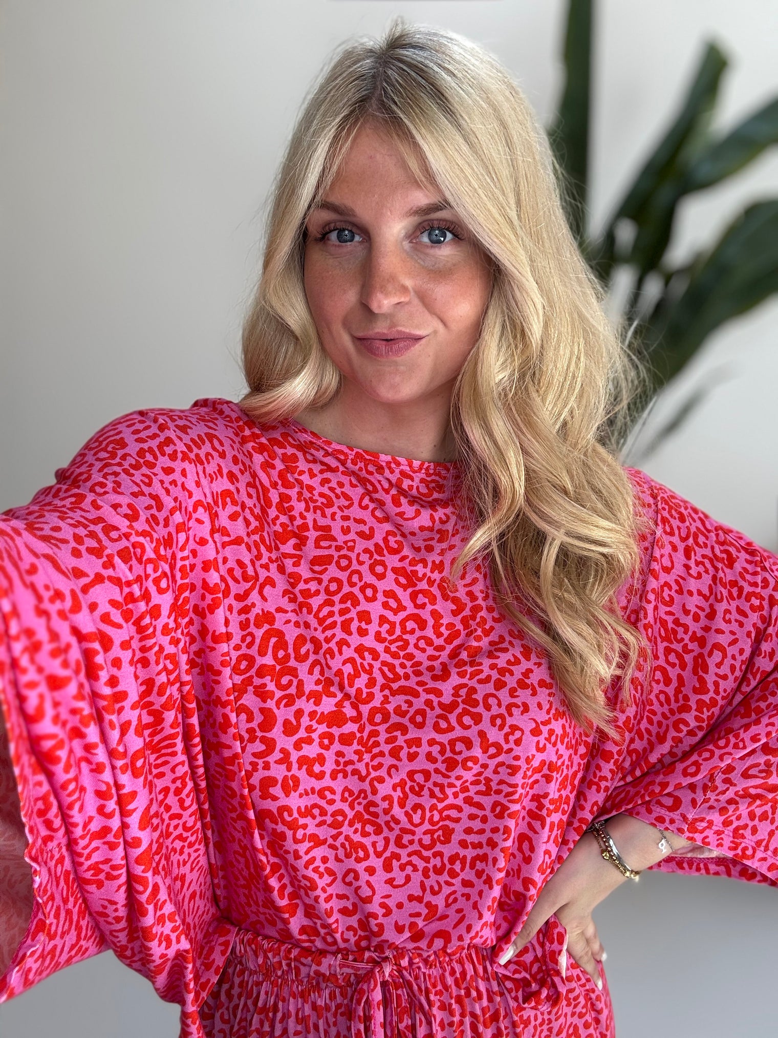 Luftiges Fledermausshirt rosa LEO ROMANCE orange