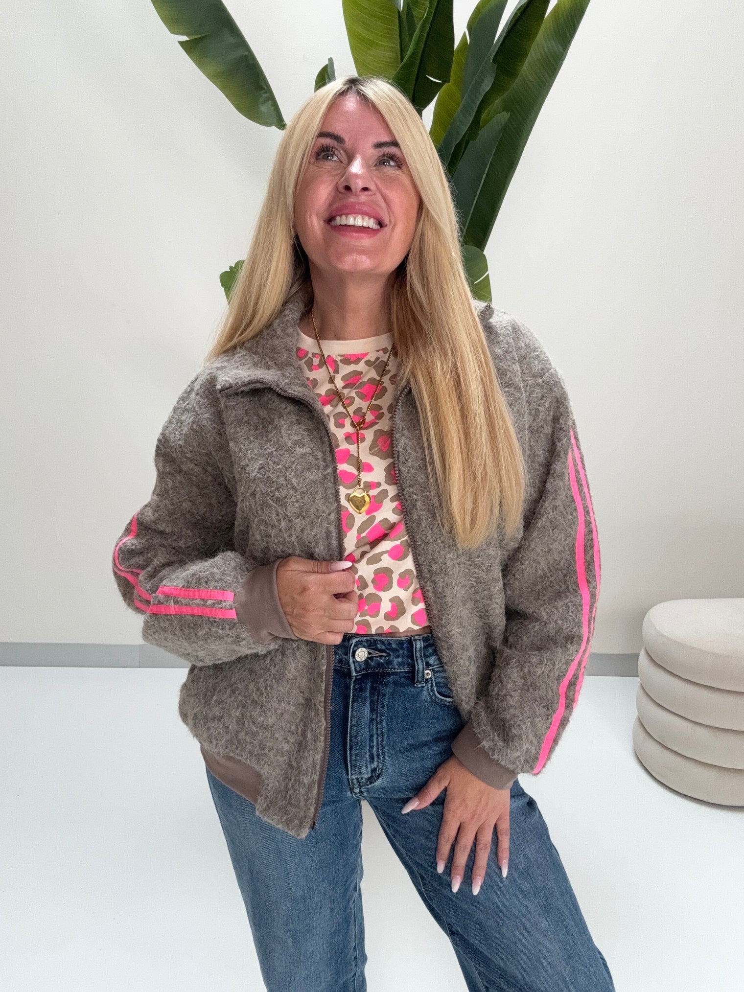 Jacke SPRORTY COZYNESS soft taupe/pink mit seitlichen Streifen