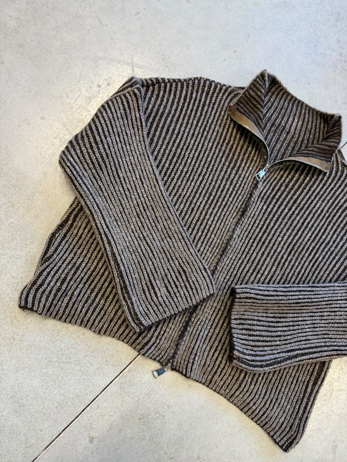 Strickjacke ZIPPER STRIPES dunkelbraun