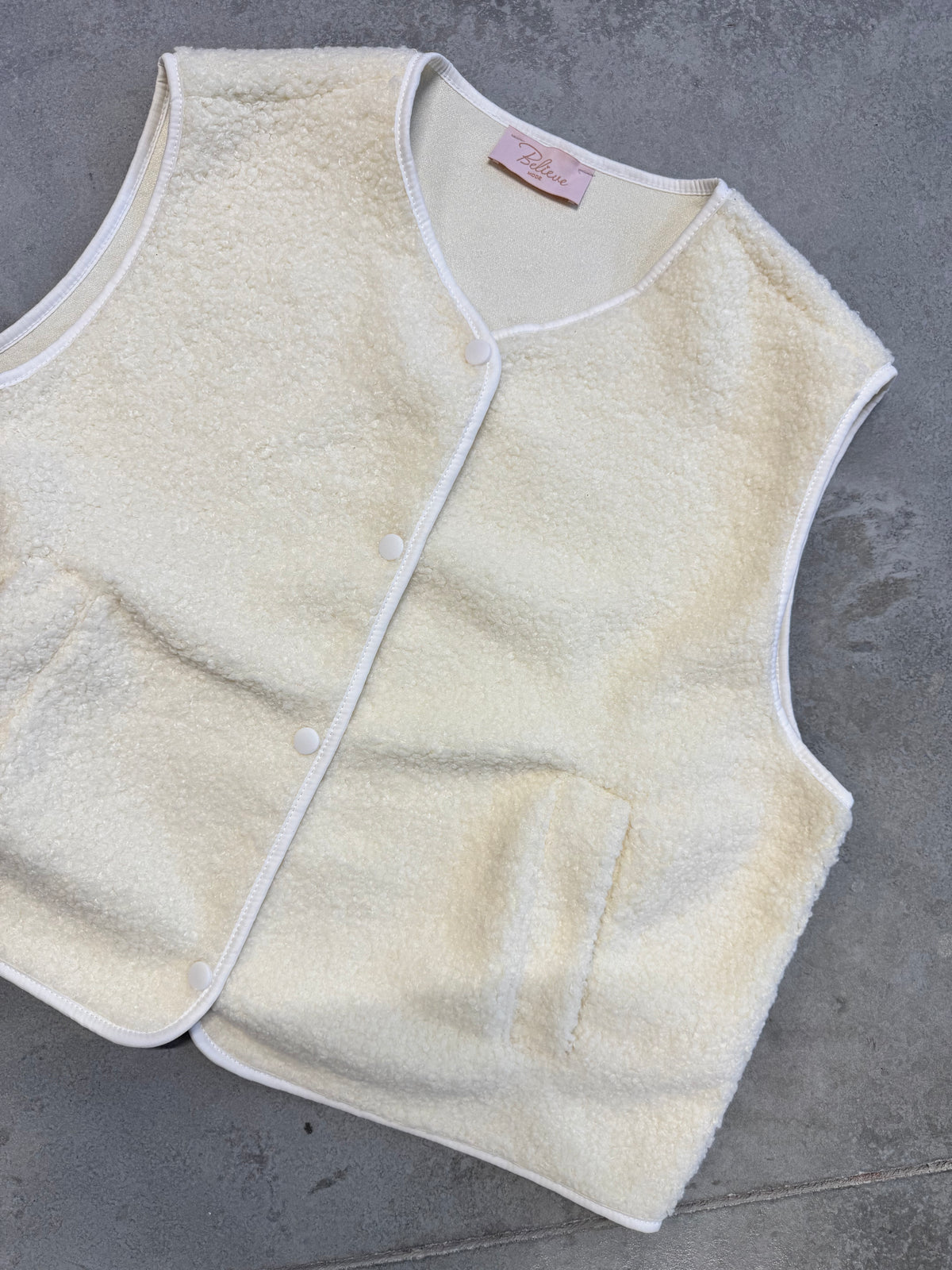 Signature Weste Teddy creme