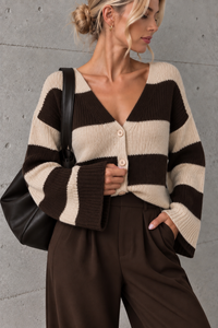 Leichte Strickjacke BLOCK STRIPES mit Knopfleiste chocolate/creme
