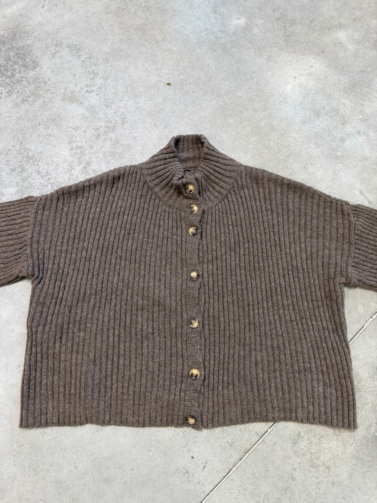 Strickjacke mit Knopfleiste taupe