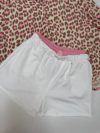 Stoffshorts mit Doppelbund & Patch SUMMER CHIC weiß