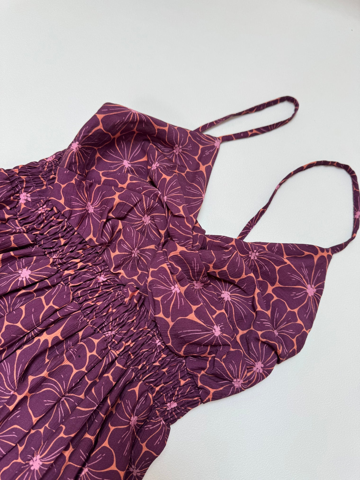 Luftiges Sommer Kleid FLORAL FEMININE mit dünnen Trägern plum/peach