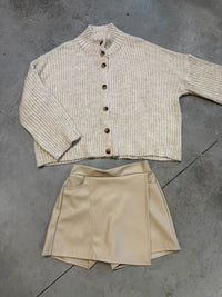 Strickjacke mit Knopfleiste creme