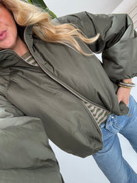 Jacke PUFFY POWER mit Reißverschluss grün