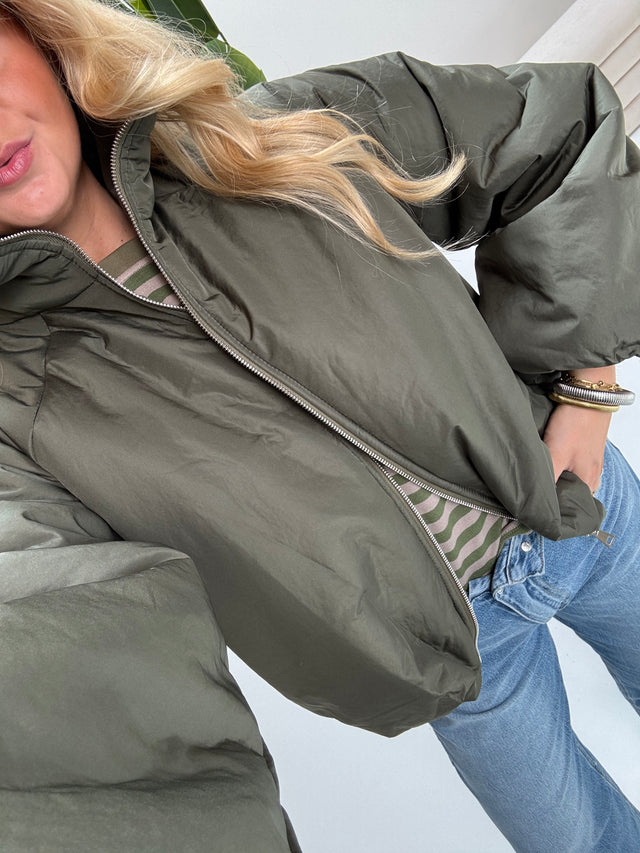 Jacke PUFFY POWER mit Reißverschluss grün