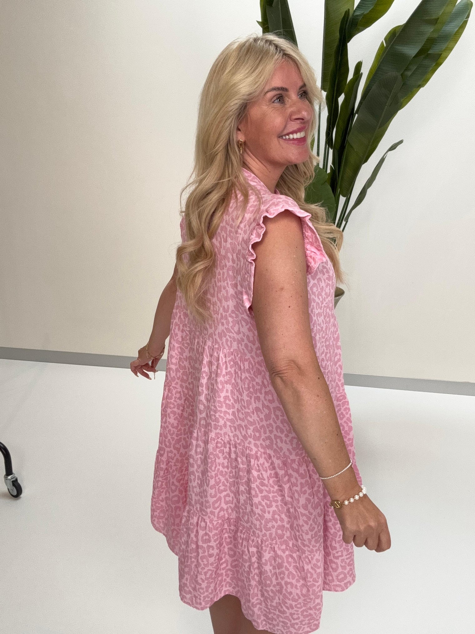 Signature Musselin Kleid kurz hellrosa LEO LOVER rosa