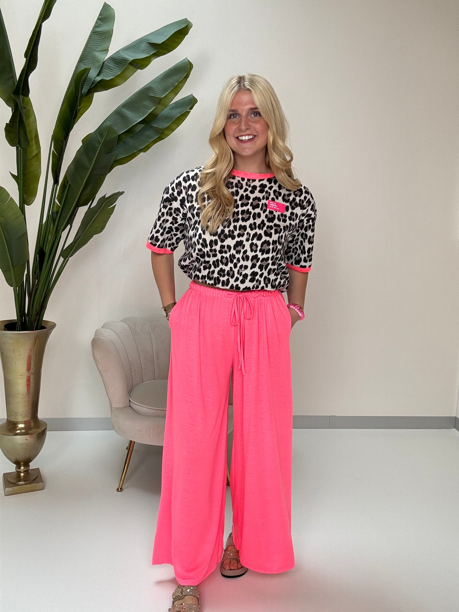 Hose FEELS LIKE BUTTER hot pink