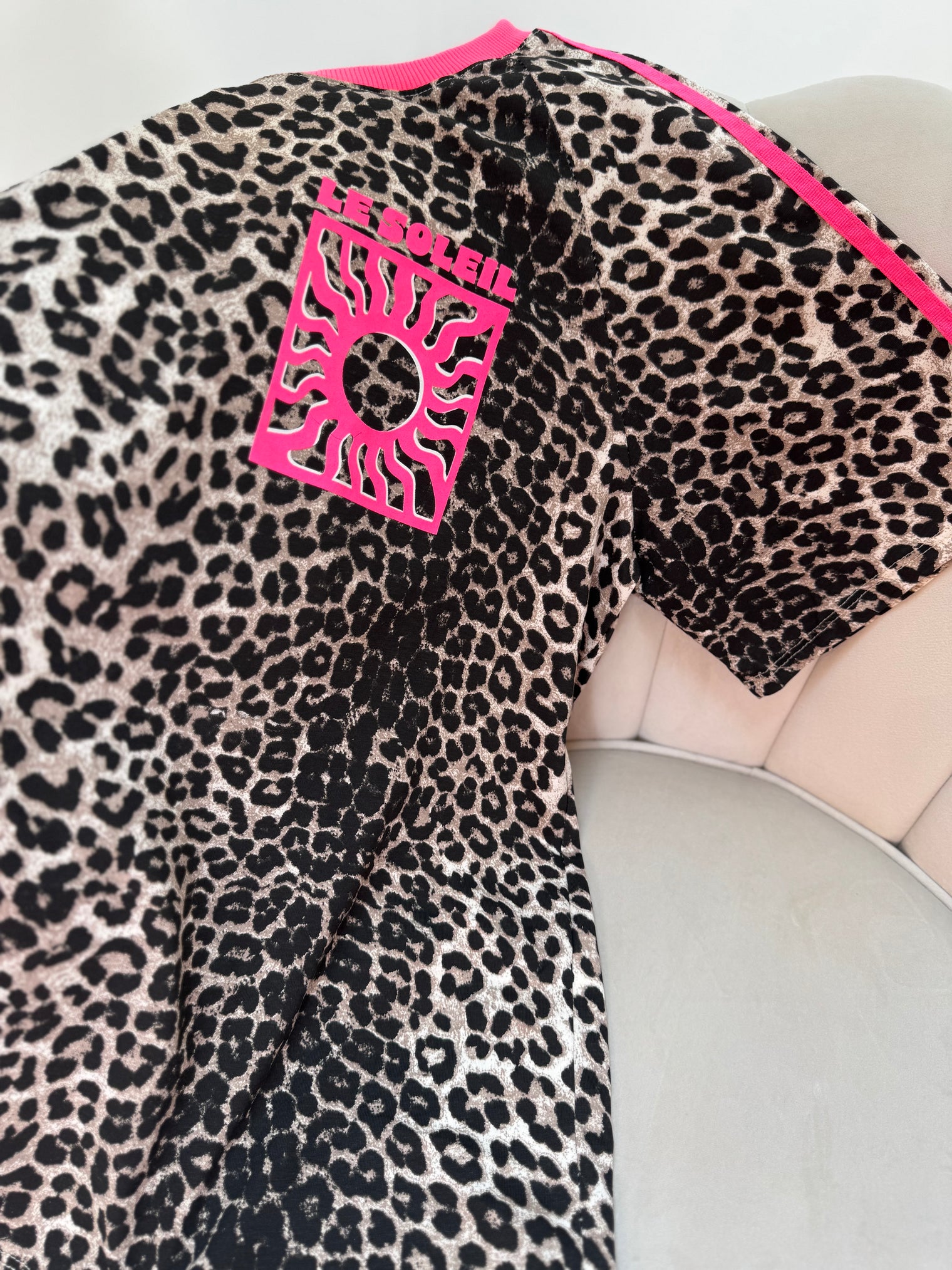 Statement Shirt leo LE SOLEIL mit seitlichen Streifen