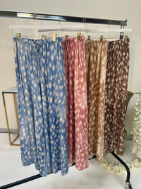 Hose himmelblau/weiß FEATHER