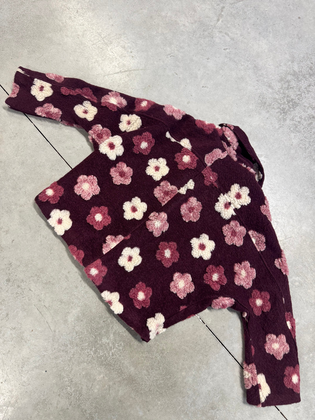 Jacke FLEUR DE LUXE mit 3D-Blütenapplikation burgundy