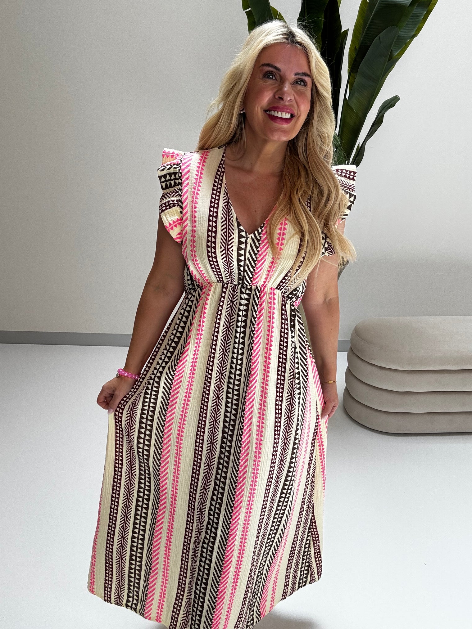 Signature Boho Musselin Kleid sand EDGY ETHNO POWER creme/pink
