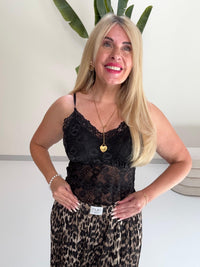 Top mit Spitze LACE GRACE schwarz
