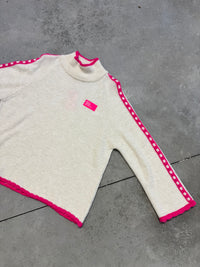 Pullover mit Patch DRESS FOR YOURSELF cremeweiß/pink