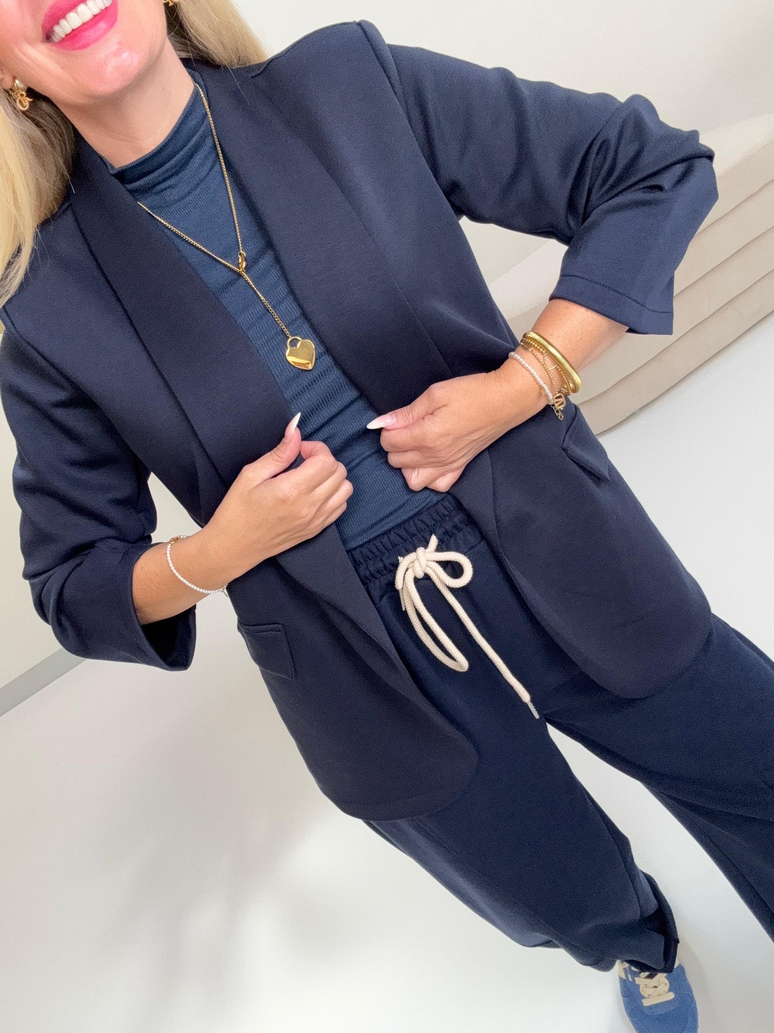Stylische Barrel Hose COZY MYSTIQUE mitternachtsblau mit Tunnelzug