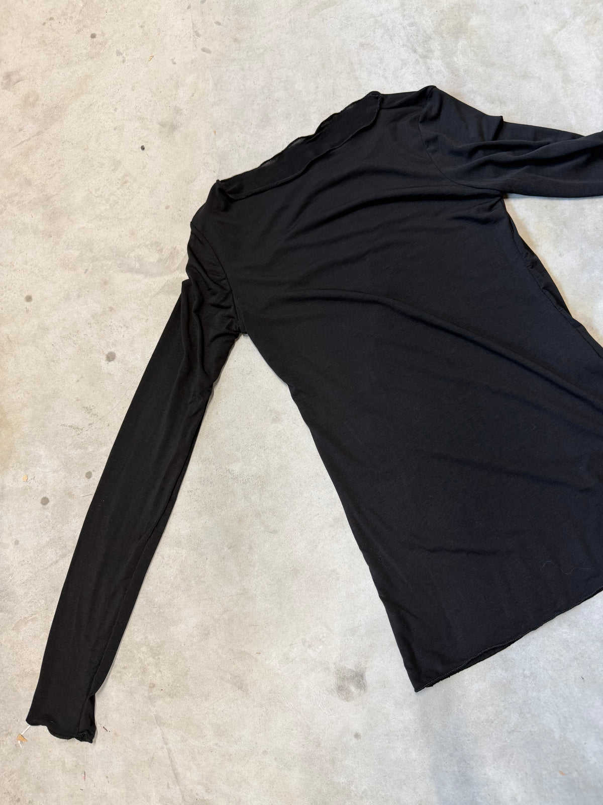 Stretchy Cashmere Langarmshirt schwarz luxuriöse Qualität