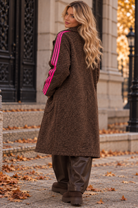 Mantel SPORTY COZYNESS chocolate/pink mit seitlichen Streifen