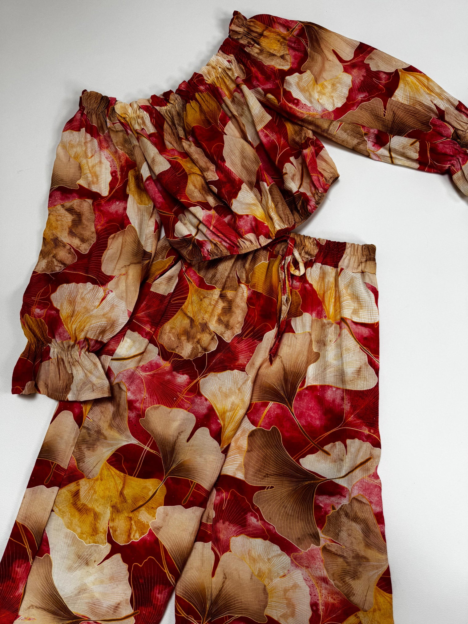 Sommer Hose FLORAL QUEEN rot/beige/creme