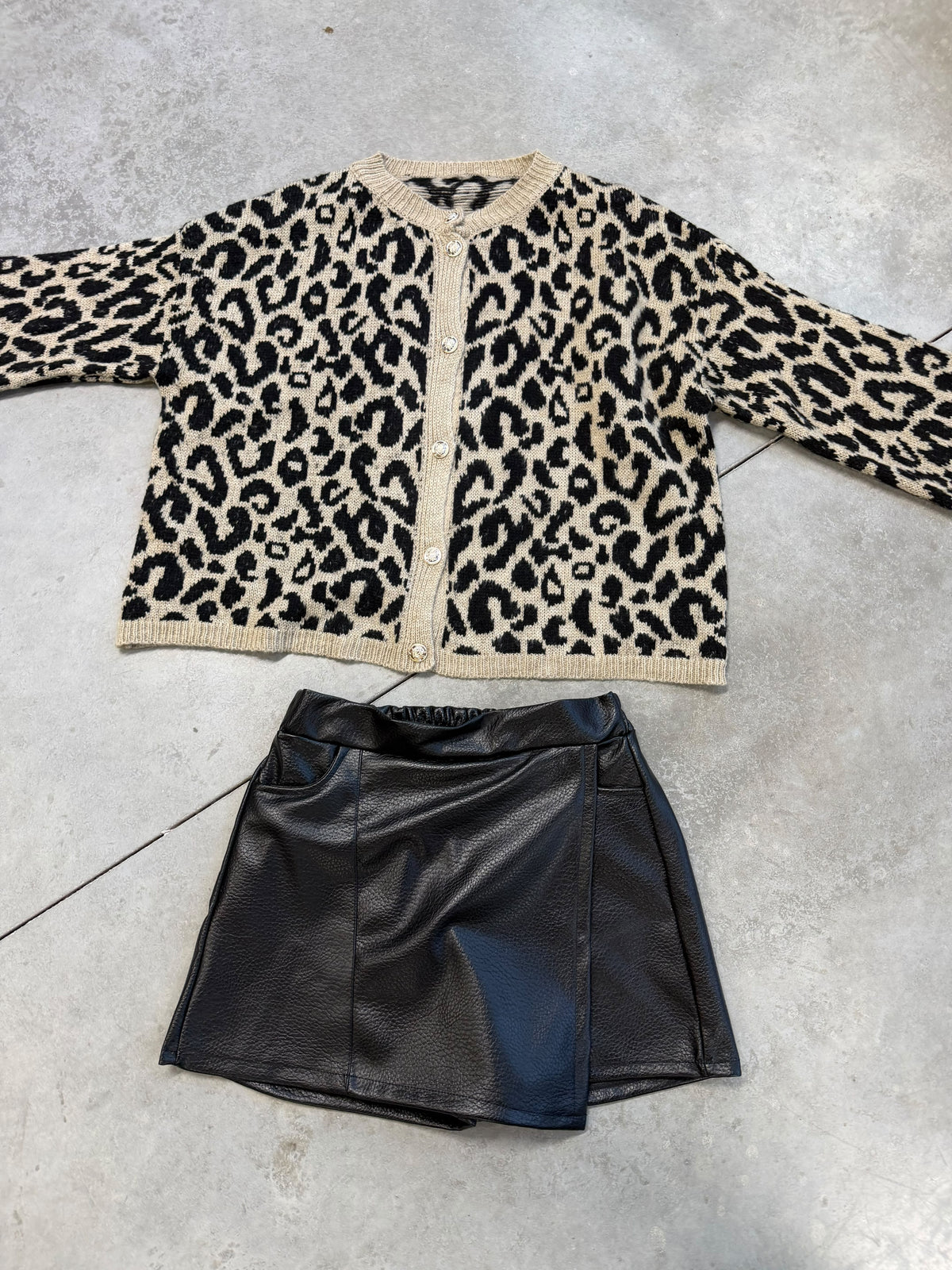 Strickjacke mit Knopfleiste LEO taupe/schwarz