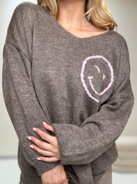 Oversize Strickpullover mit Smiley&Rückenprint taupe/rosa