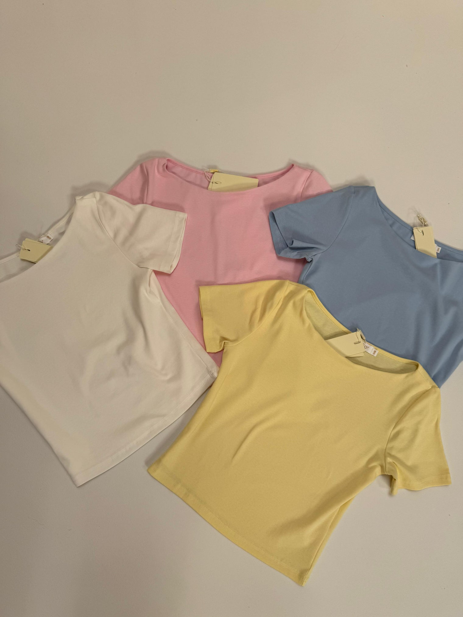 Basic Cropped Shirt WE LOVE BASICS