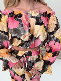 Carmen Bluse langarm FLORAL QUEEN schwarz/pink/creme
