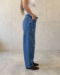 Destroyed Ballon/Barrel Jeans mit umgeklapptem Fashion Bund