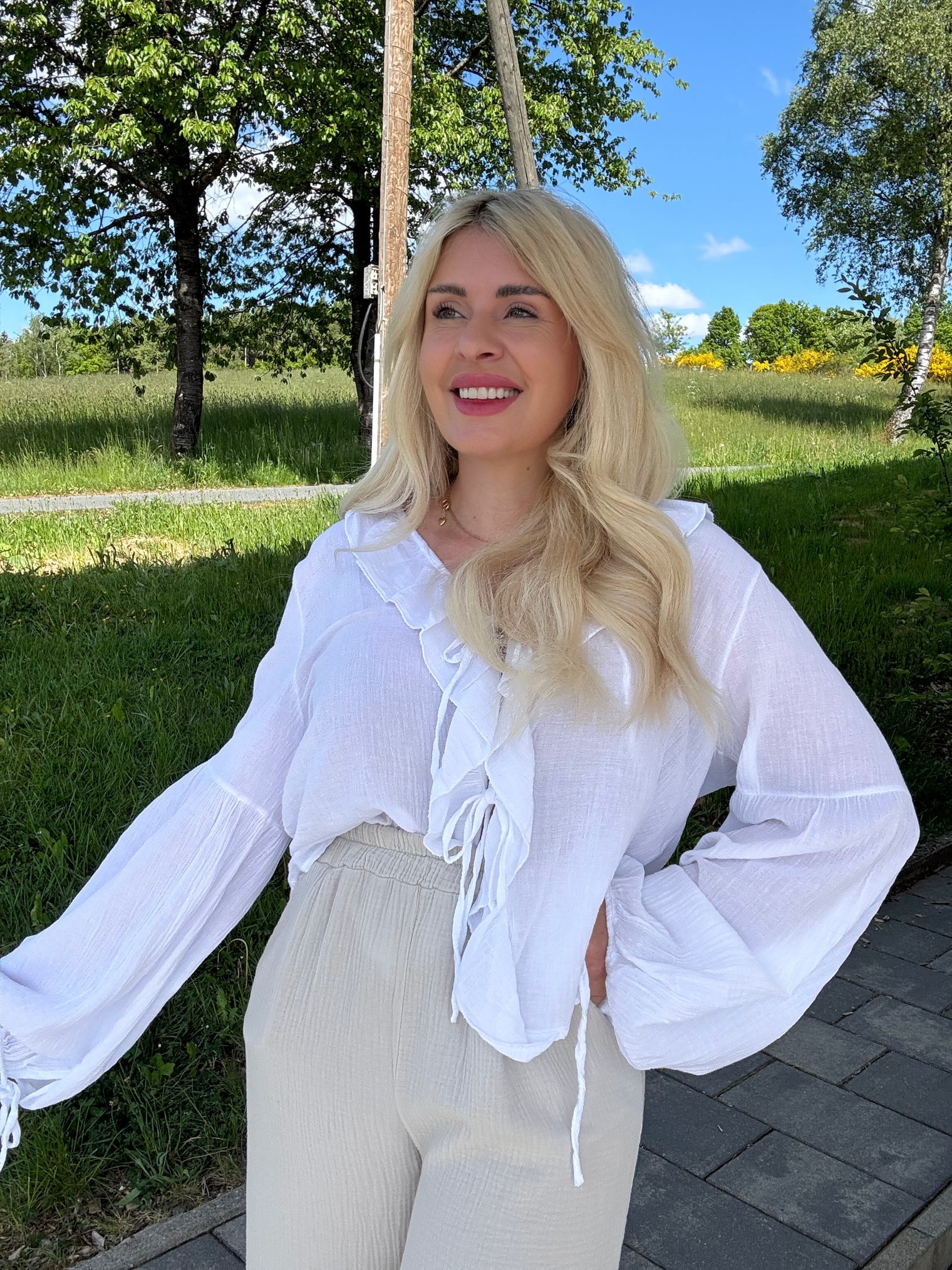 Bluse langarm Volants&Schleifchen WEIß