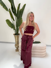 Luftige Sommerhose LUXURY CLEAN GIRL mit Seidenoptik burgundy