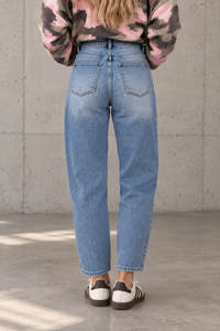 Stretch Mom Jeans light denim blue