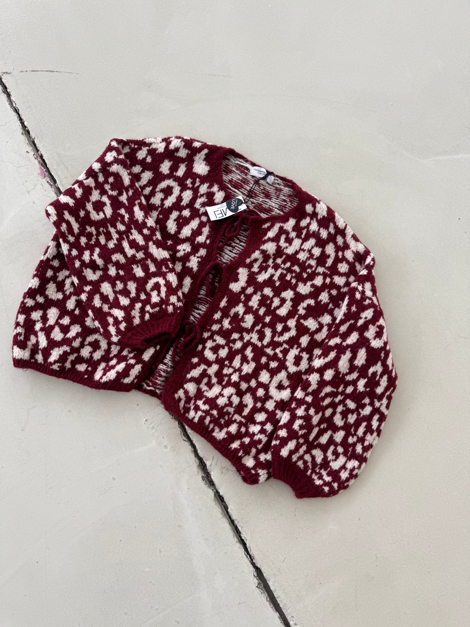 Strickjacke BURGUNDY LEO zum binden