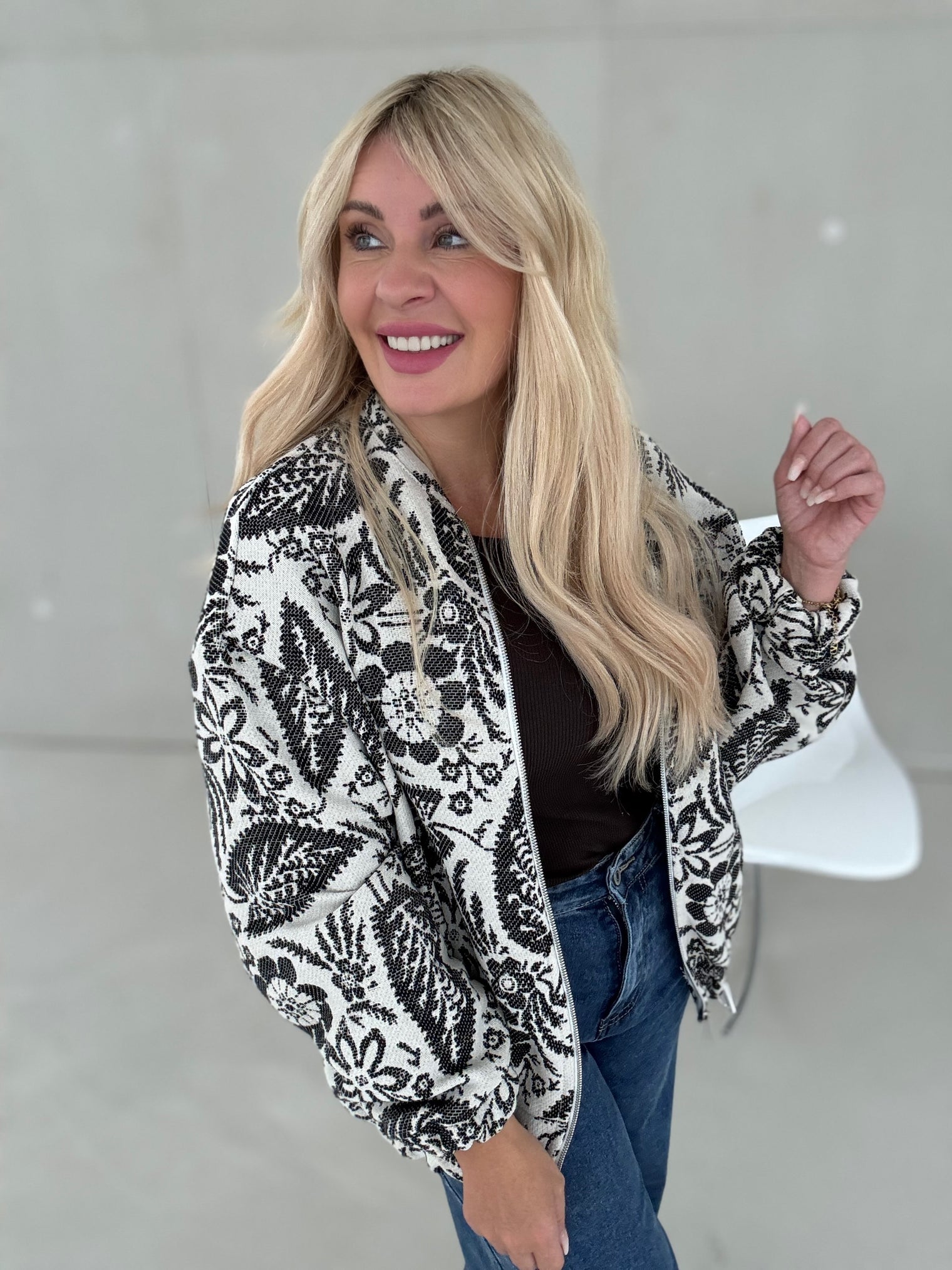 Bomberjacke FLOWER BOMB schwarz