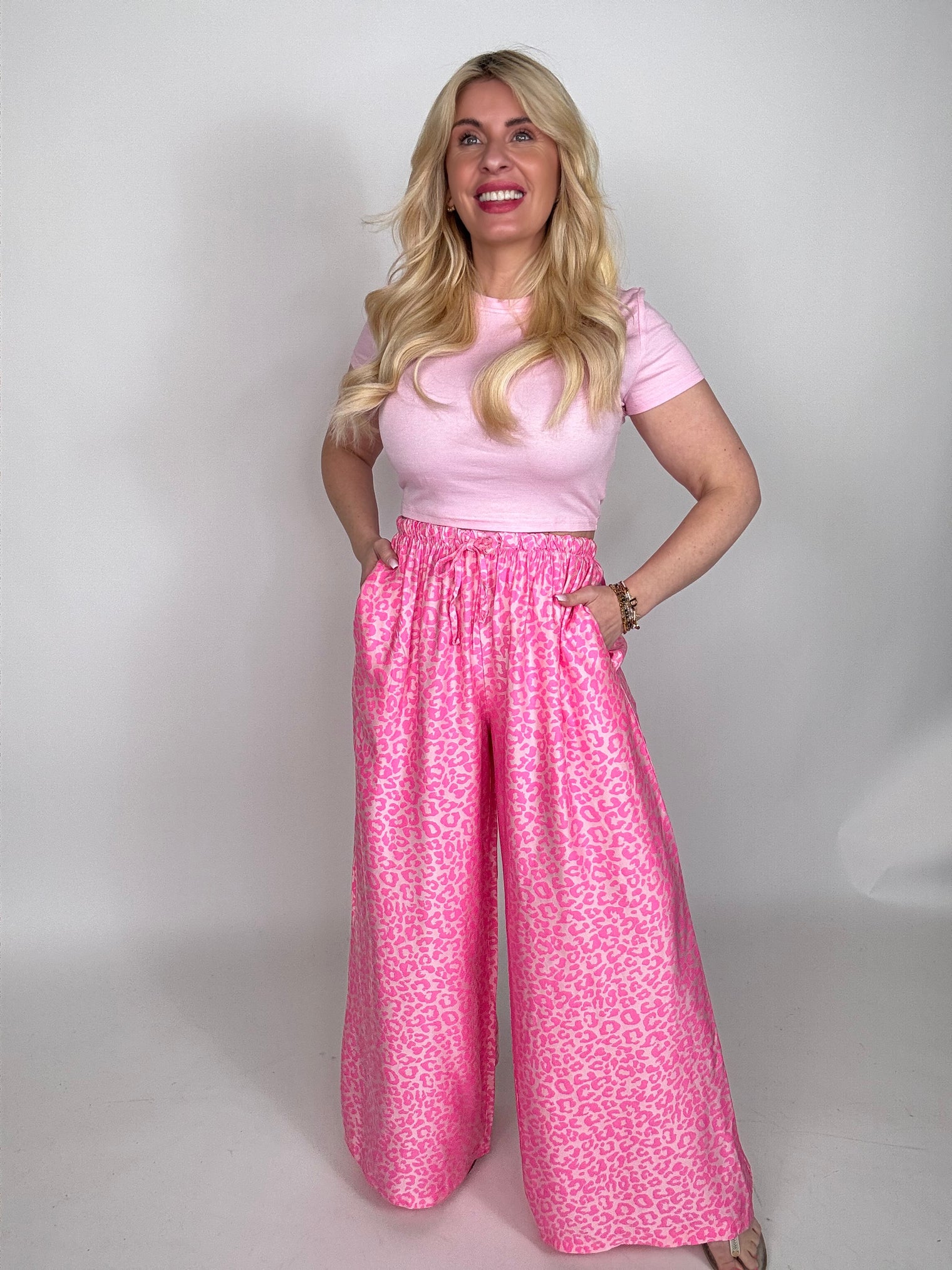 Hose mit Seide LEO LOVER neon rosa pink