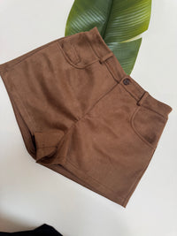 Velours Shorts mit elastischem Bund mocha