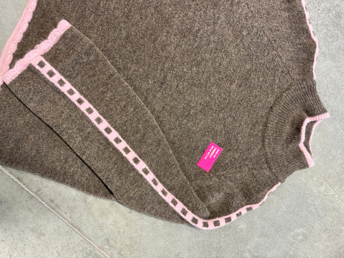 Pullover mit Patch DRESS FOR YOURSELF taupe/rosa