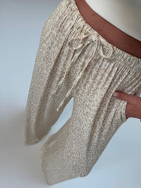 Hose creme/beige LEO ROMANCE mit elastischem Gummizug