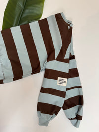 Butterstoff Sweater mit Patch am Ärmel BIG STRIPES mint/coffee
