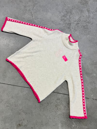 Pullover mit Patch DRESS FOR YOURSELF cremeweiß/pink