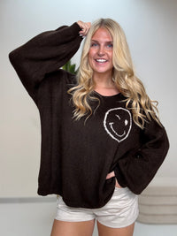 Oversize Strickpullover mit Smiley&Rückenprint dark chocolate/creme